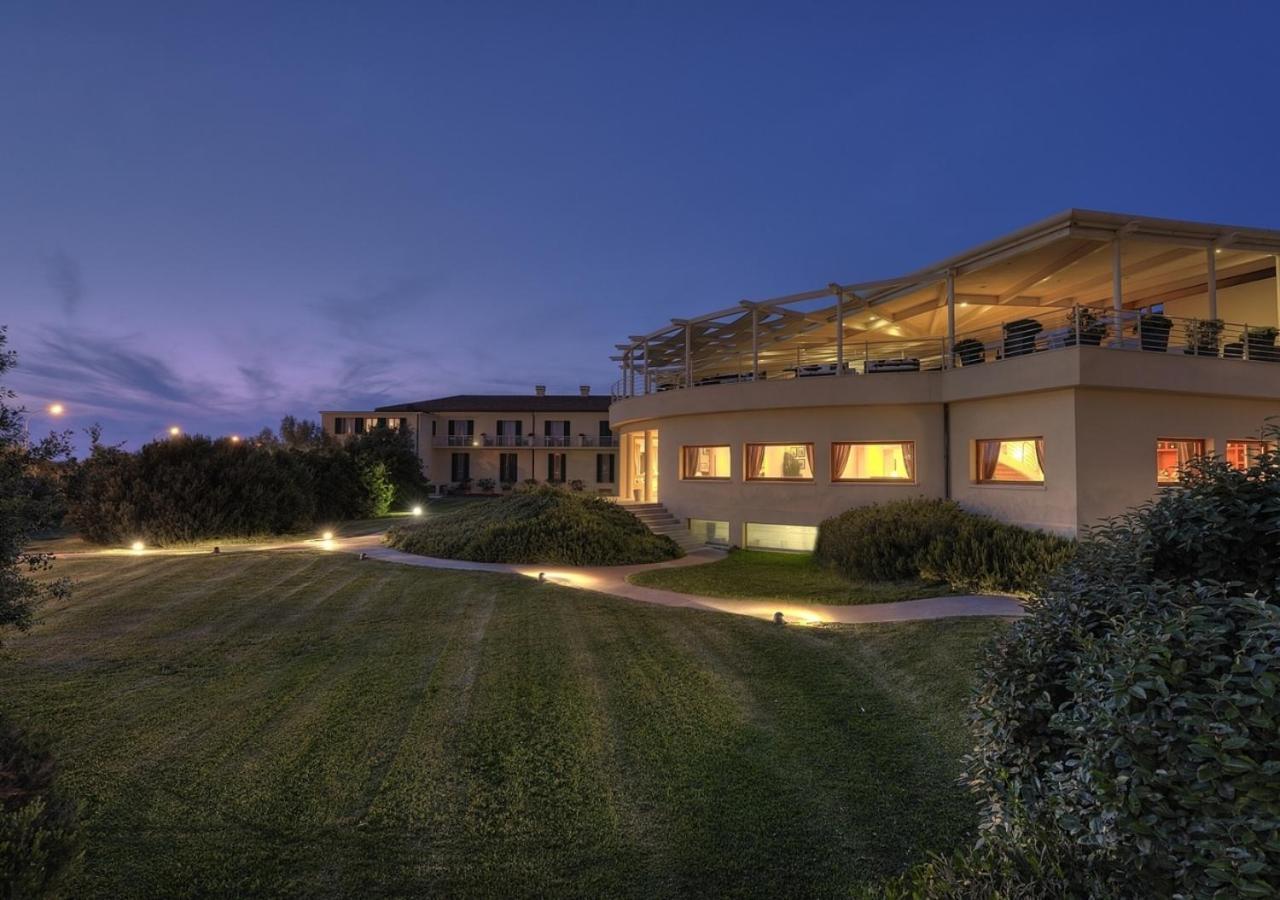 Hotel Tombolo Talasso 5*